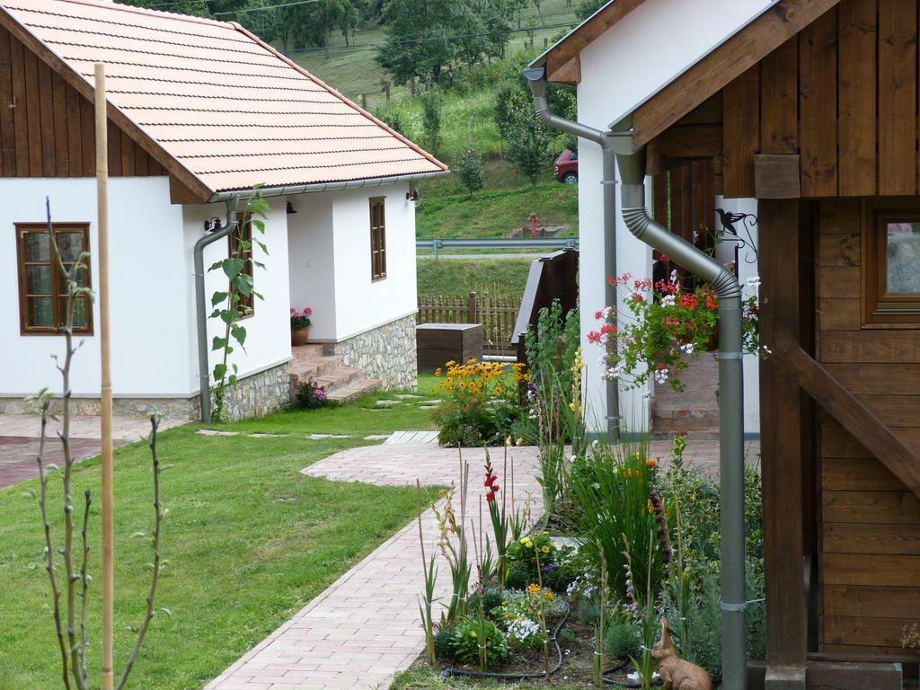 Fruktárium vendégház Trizs Extérieur photo